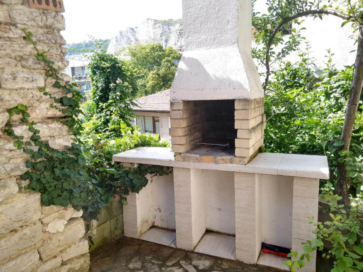 Guest House Yoanna Balchik Bagian luar foto