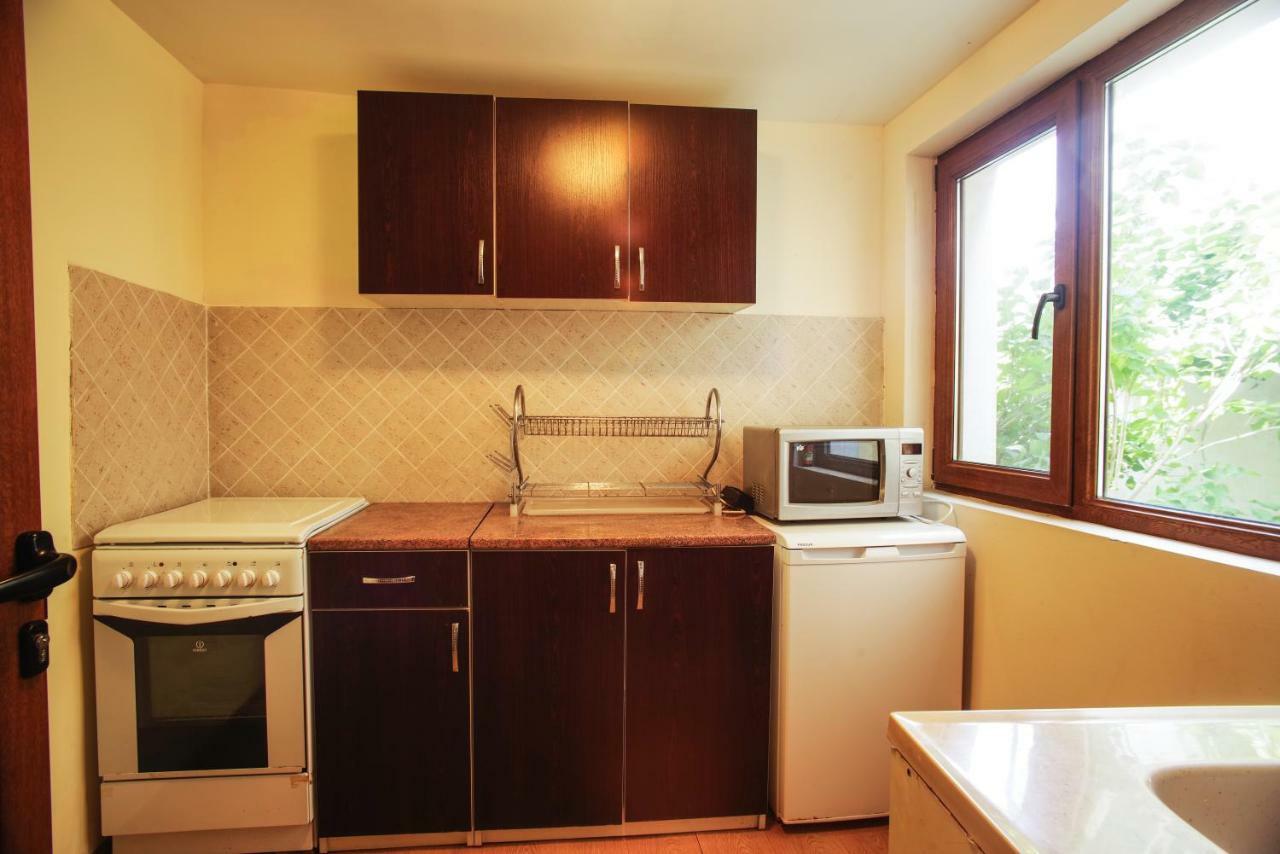 Guest House Yoanna Balchik Bagian luar foto